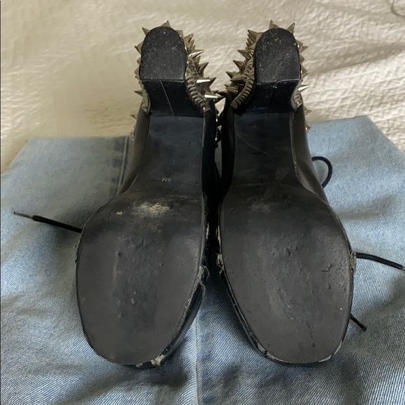 Jeffrey Cambell SPIKED LITA booties! - Picture 7 of 7